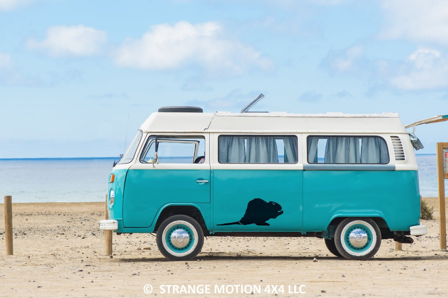 Beaver Vinyl Decal | 89
