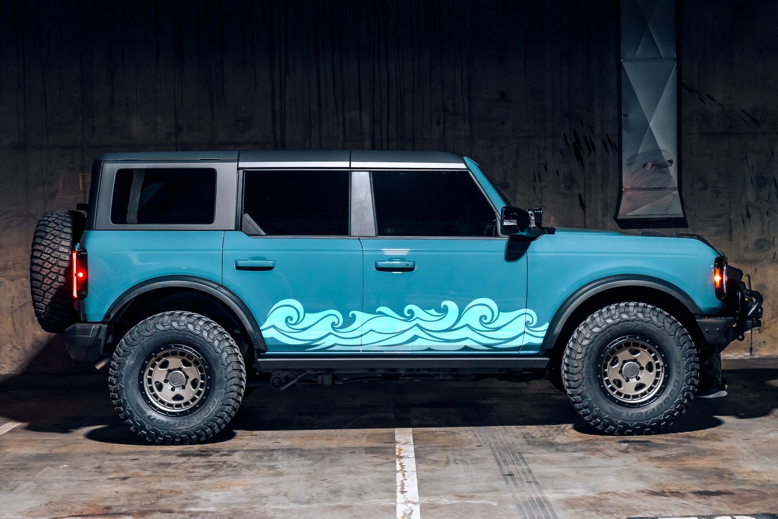 Wave Banner | 270