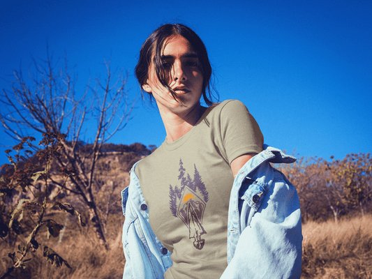 Mountain Arrowhead Women's Fitted Eco-Friendly Tee